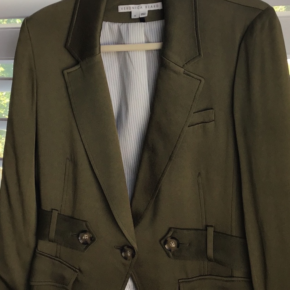 Authentic Veronica Beard gorgeous jacket. Size 10. Priced to sell!